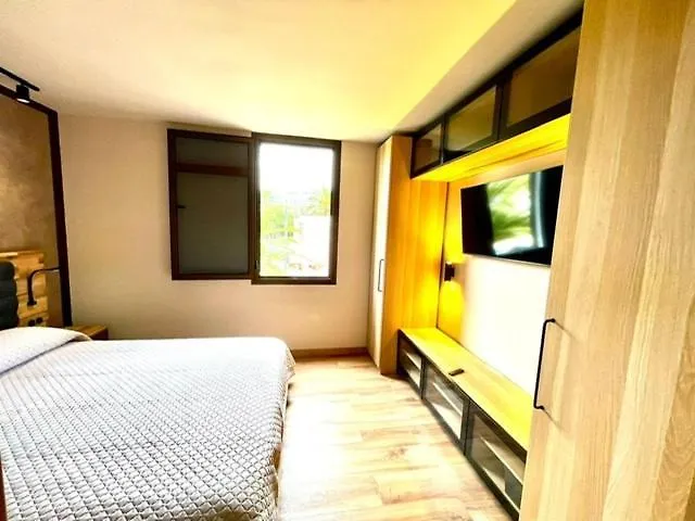 Waves And Relax In Apartamerica Costa Adeje (Tenerife)